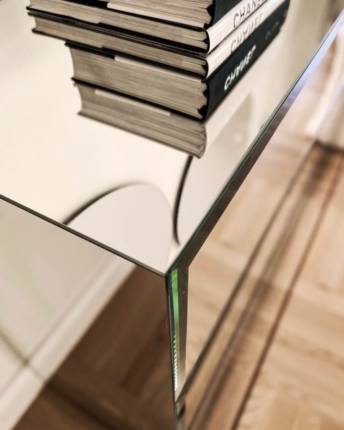 Komoda lustrzana fazowana z szufladami tip-on Brooklyn Elegance